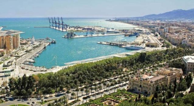 Apartamentos Vialia Sol Y Playa Málaga Dış mekan fotoğraf
